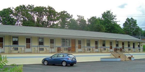 Budget Host Inn New Berlinville Exterior foto